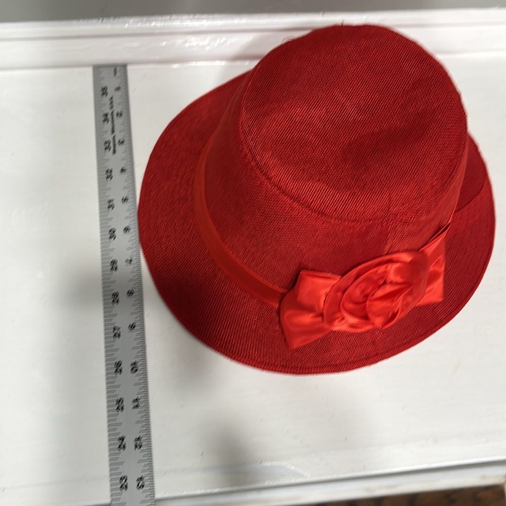 Red Victorian Bucket Bell Hat w/ Bow- size 58 - Picture 7 of 10